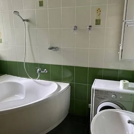 3-кімнатні, м. майдан незалежності Apartment Kyiv